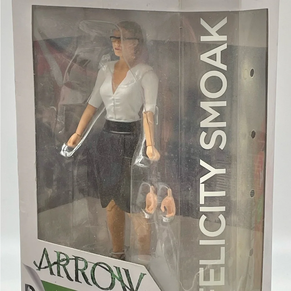 DC Collectibles Arrow-Felicity Smoak Action Figure NIB